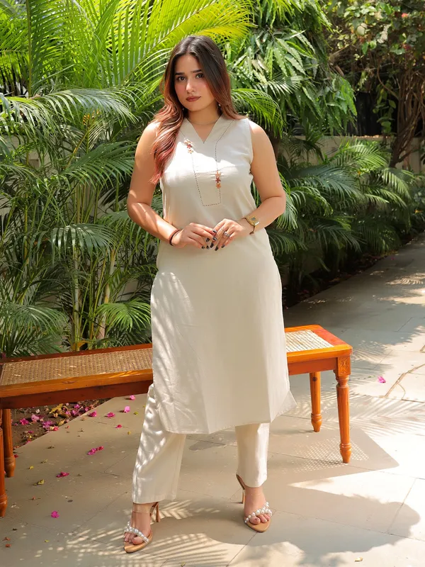 Khadi_Kantha_Set_Off_White_Cotton